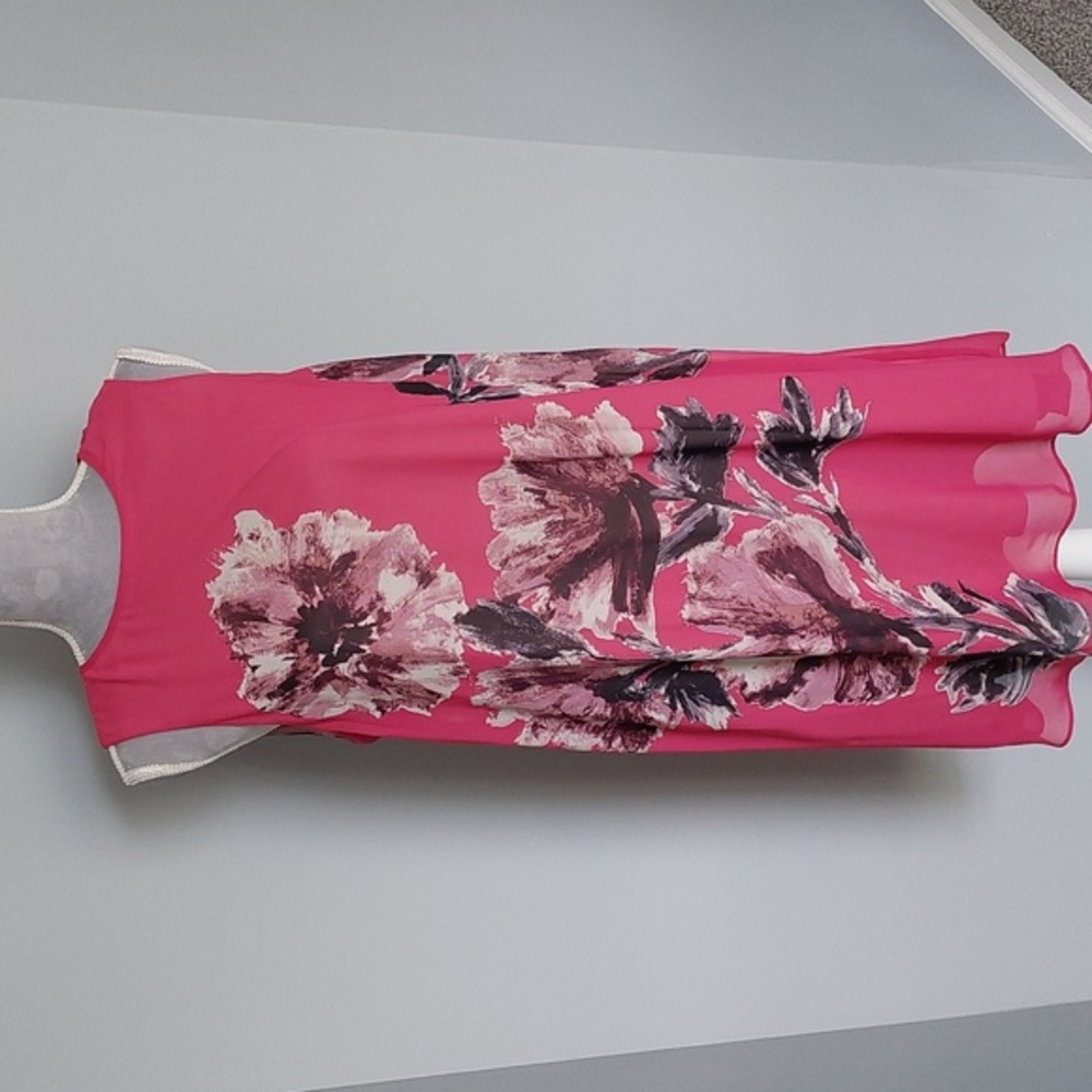 Taylor fuschia georgette floral print swing dress, Size 14